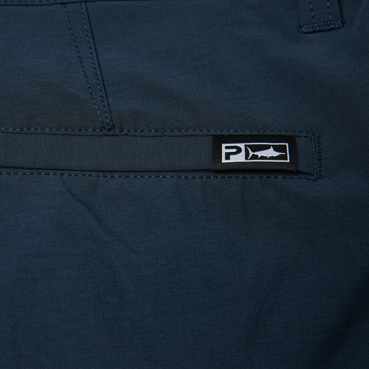 Pelagic Hybrid Shorts 18" - Mako