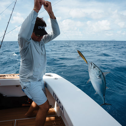 Pelagic Hybrid Shorts 19" - Flyline