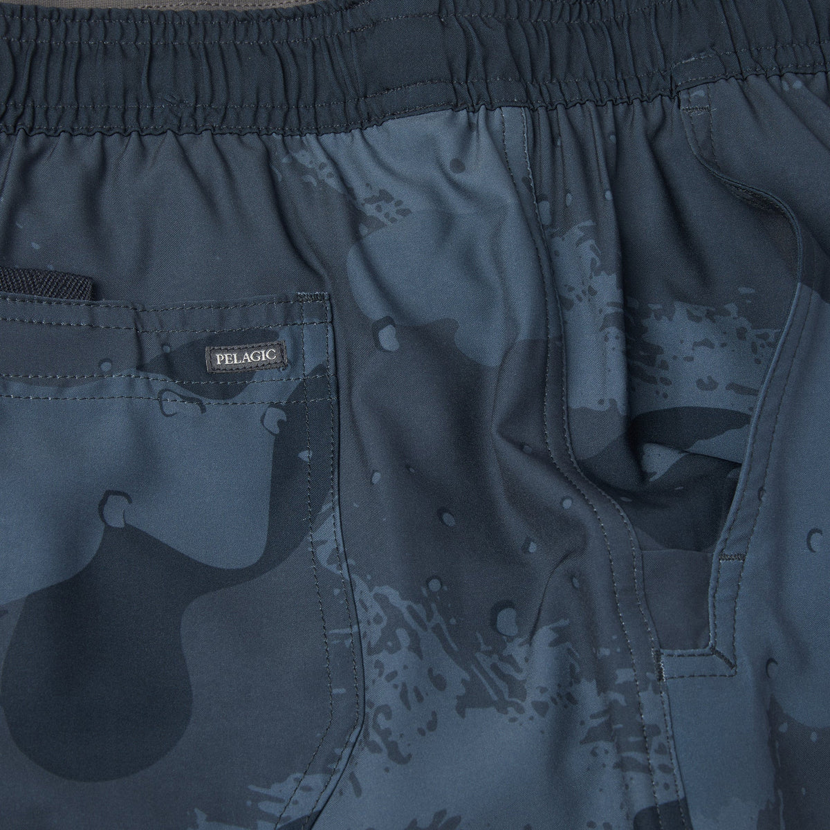 Pelagic Elastic Waist Lined Shorts 17" - Leiday